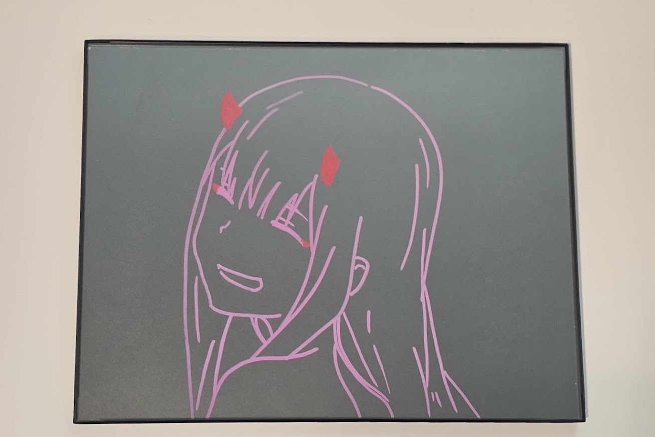 02 Outline Glass Art (Medium)