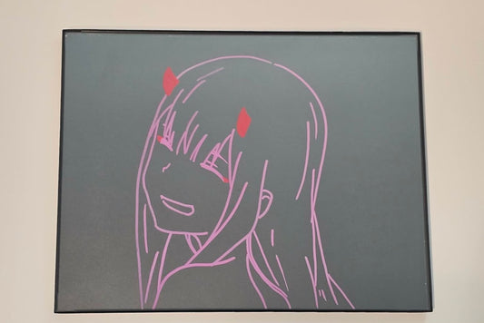 02 Outline Glass Art (Medium)